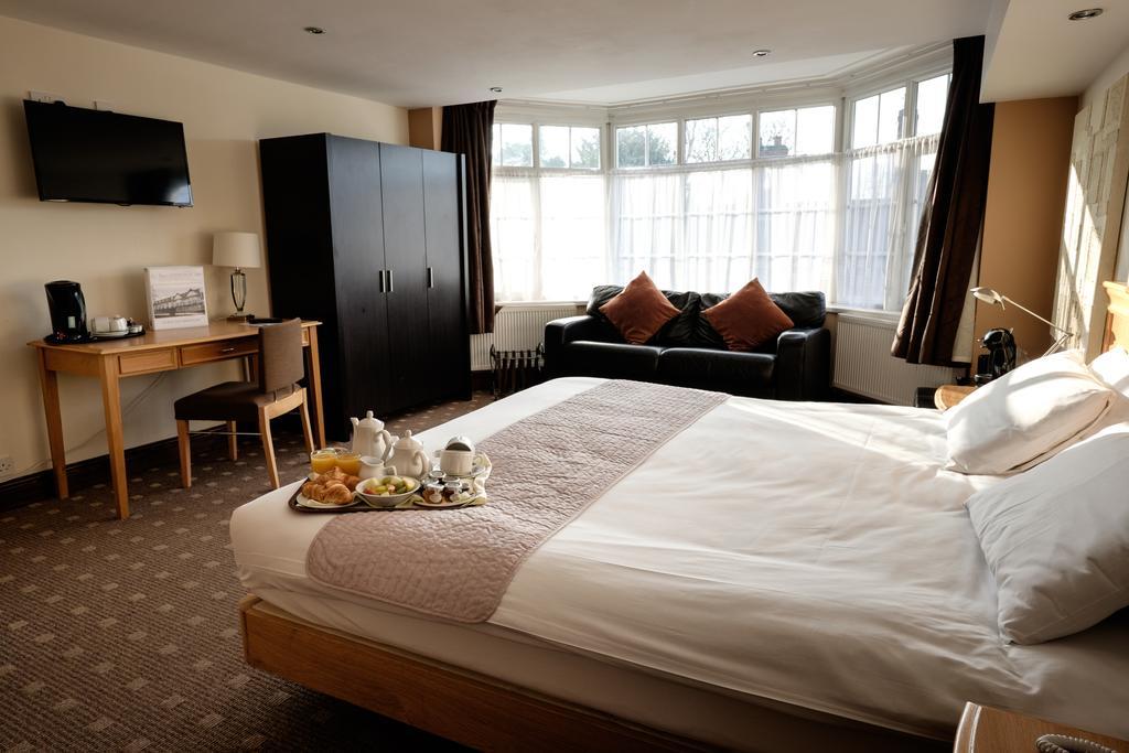 The Cathedral Hotel Lichfield Εξωτερικό φωτογραφία